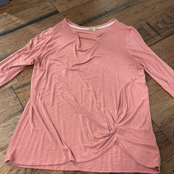 Dusty Rose Flowy Knotted Top - Picture 2 of 6